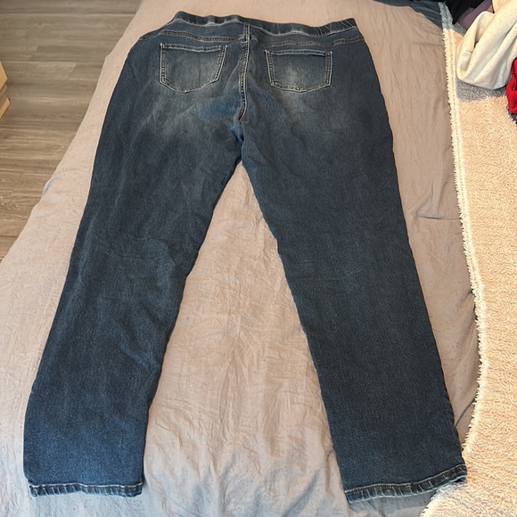 Avenue Dark Wash Jegging size 20 Tall - Picture 2 of 2